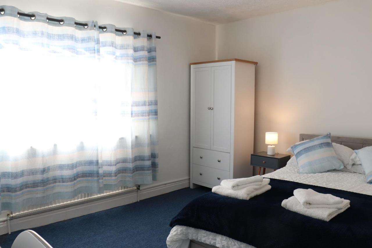 Spacious&comfortable 3 Bedroom House - Free Wifi&free Parking Apartamento