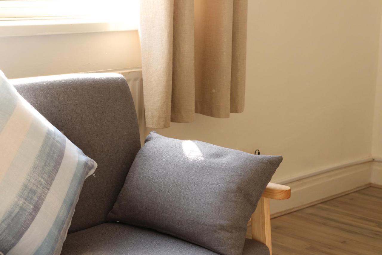 Apartamento Spacious&comfortable 3 Bedroom House - Free Wifi&free Parking *