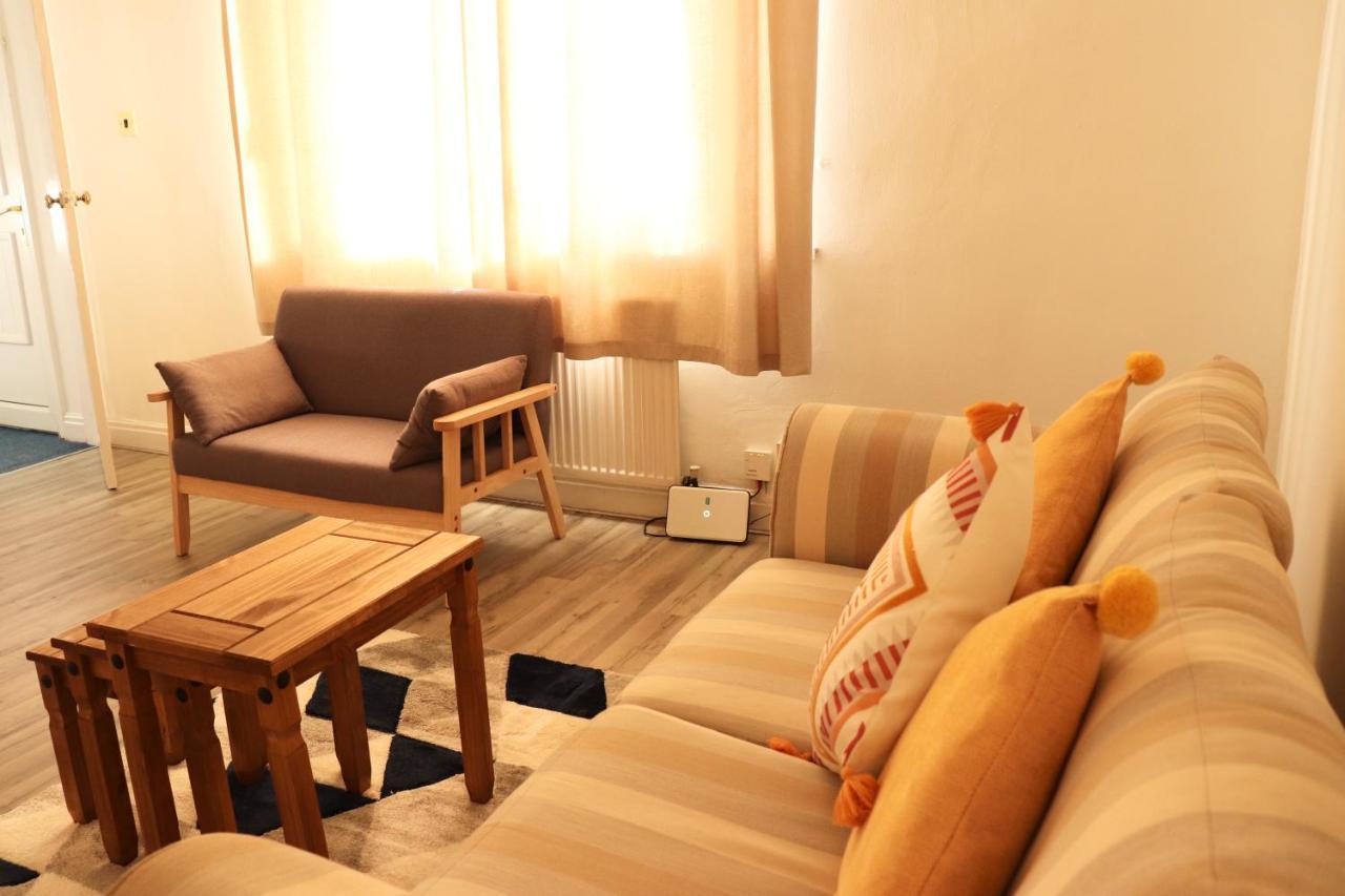 Apartamento Spacious&comfortable 3 Bedroom House - Free Wifi&free Parking Leeds (West Yorkshire)